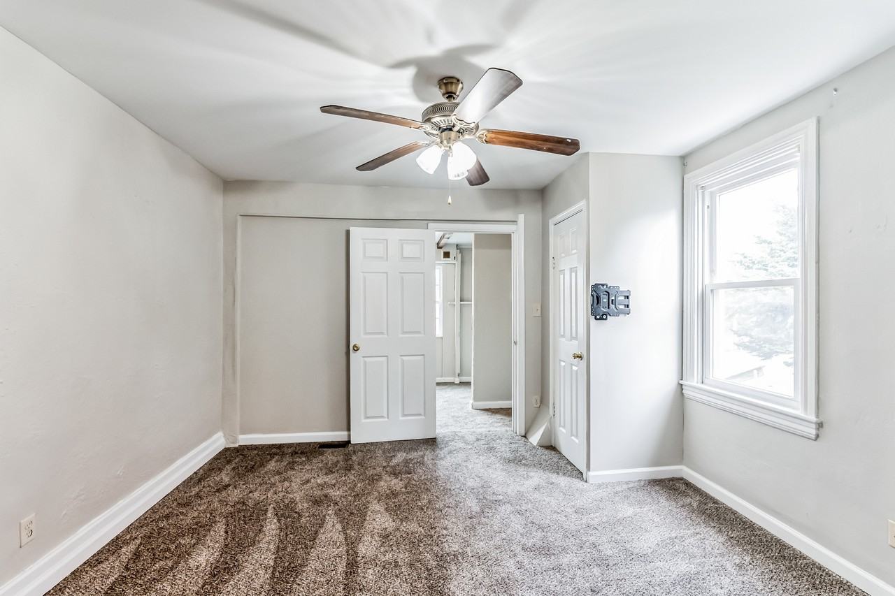 123 Main St - Photo 2 of 13