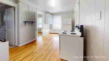 featured image of 124 York St #4