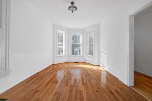 featured image of 739 Morton St Nw