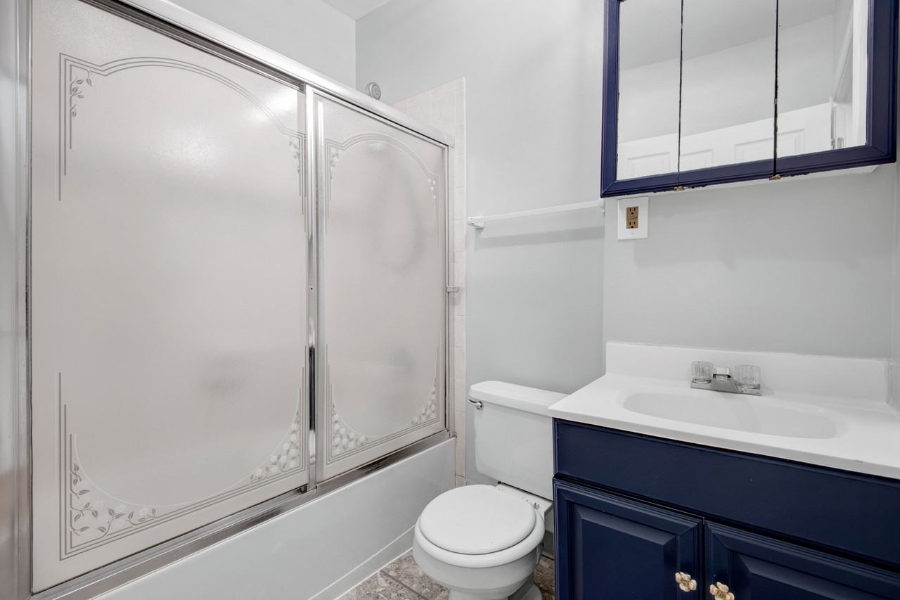 739 Morton St Nw - Photo 5 of 18