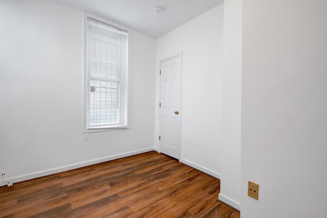 739 Morton St Nw - Photo 6 of 18