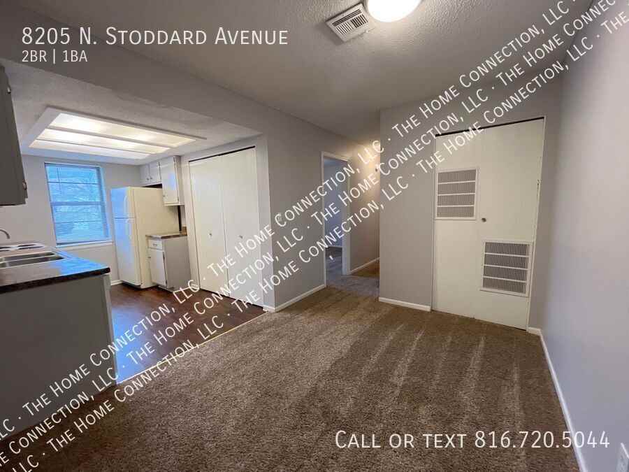 8205 N Stoddard Ave - Photo 3 of 16