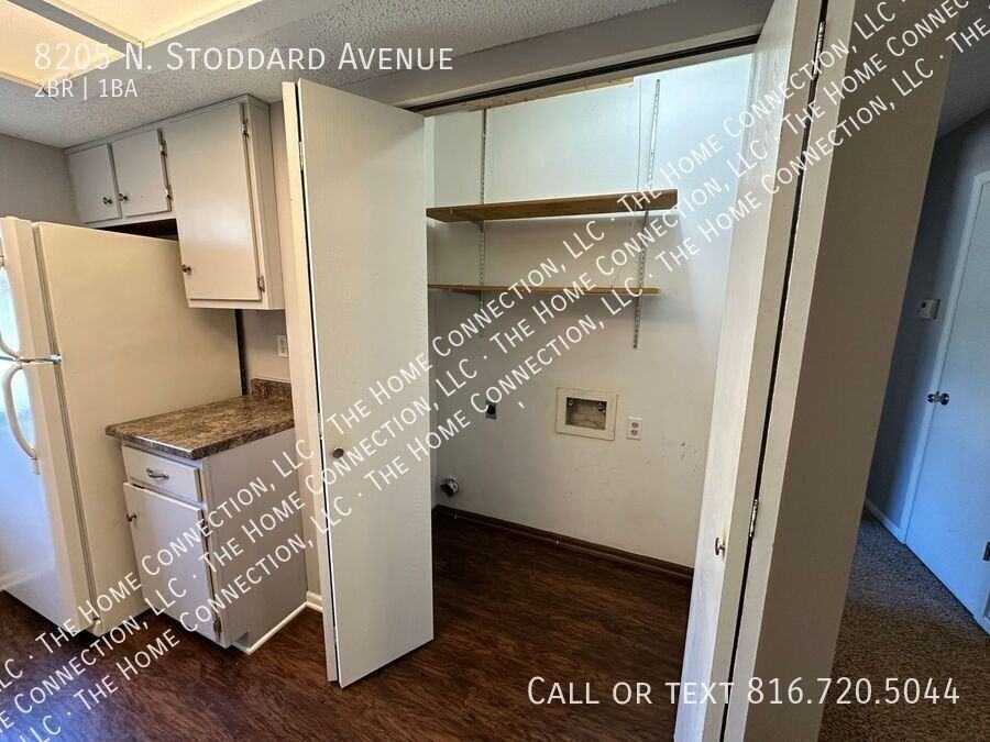 8205 N Stoddard Ave - Photo 6 of 16