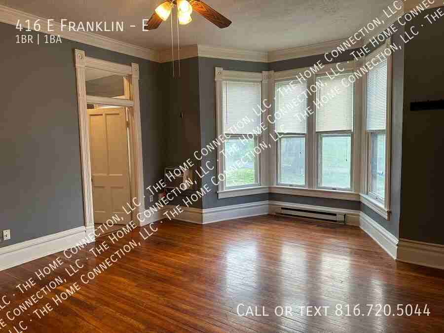 416 E Franklin St #E - Photo 3 of 14