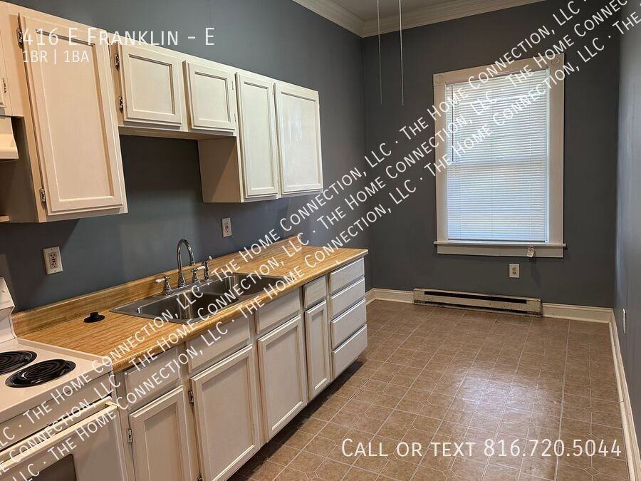 416 E Franklin St #E - Photo 5 of 14