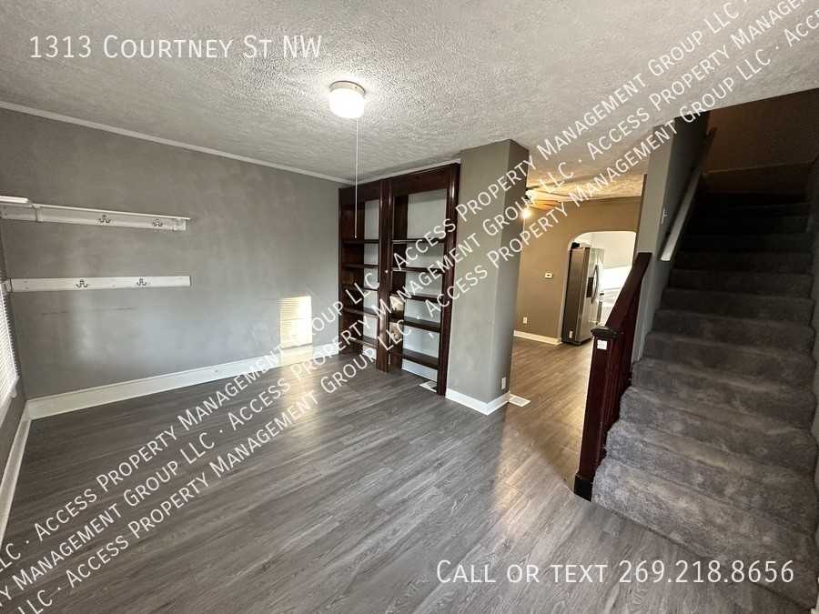 1313 Courtney St Nw - Photo 3 of 29