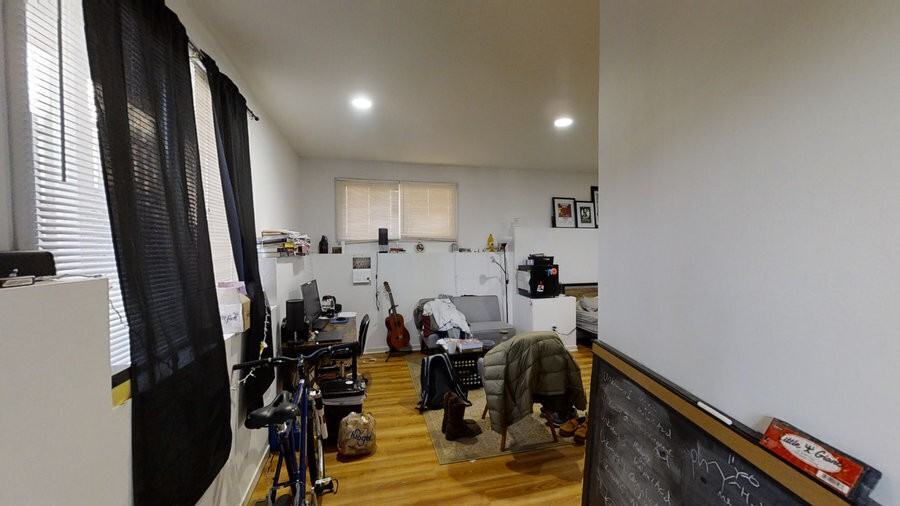 1556 Jones Dr Unit B #1556B1 - Photo 2 of 6