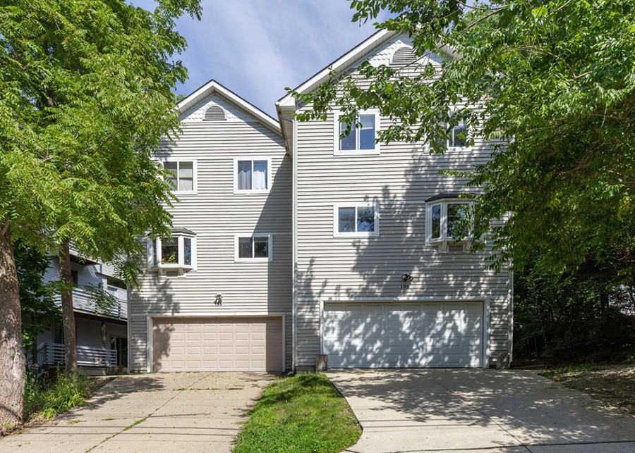 1554 Jones Dr #1554-2 - Photo 2 of 2