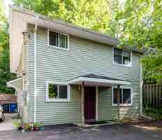 featured image of 1546 Jones Dr