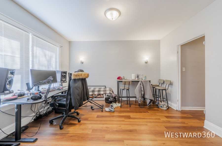 2134 W Arthur Ave #2S - Photo 5 of 15