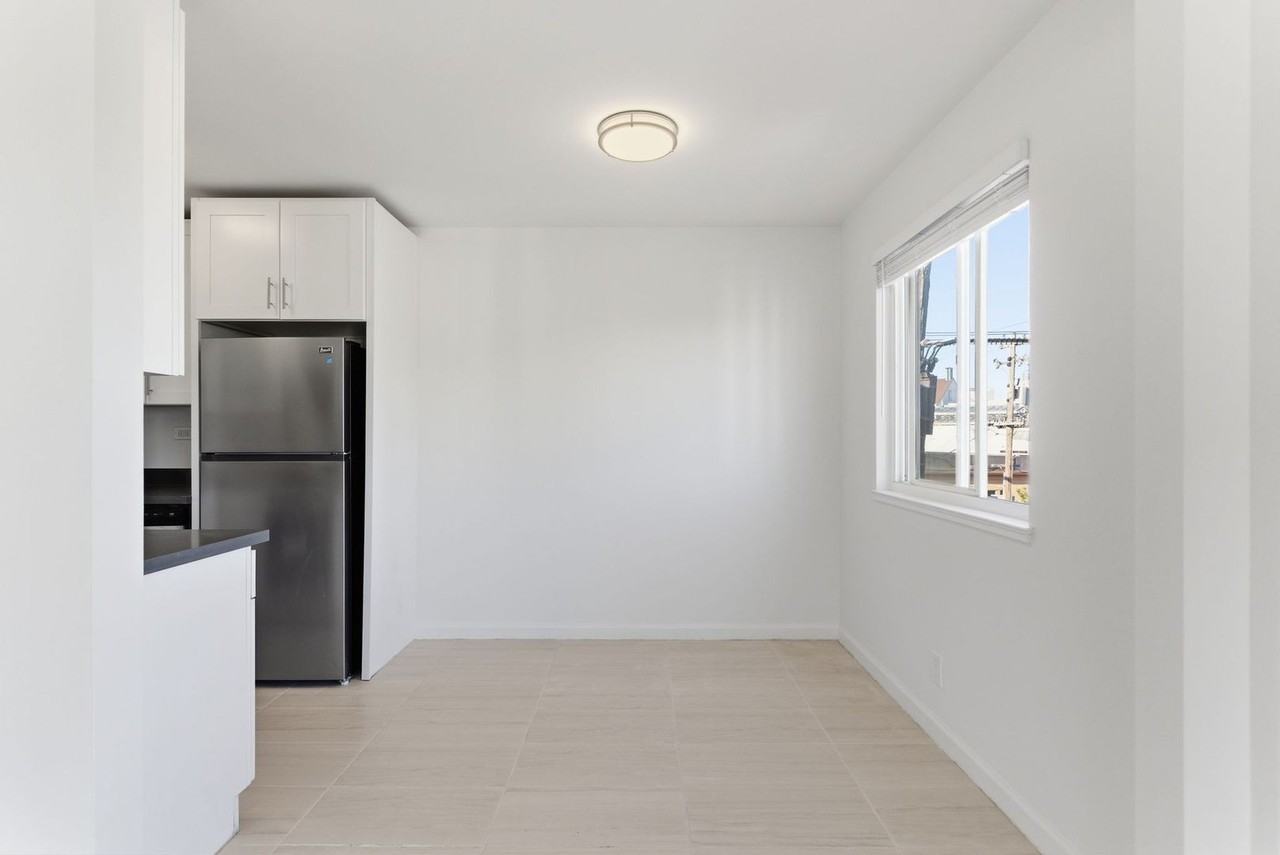 3571 16th St #12 - Photo 6 of 28