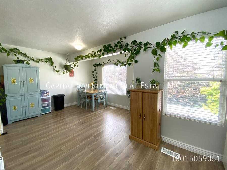 403 E Braidhill Dr - Photo 7 of 19