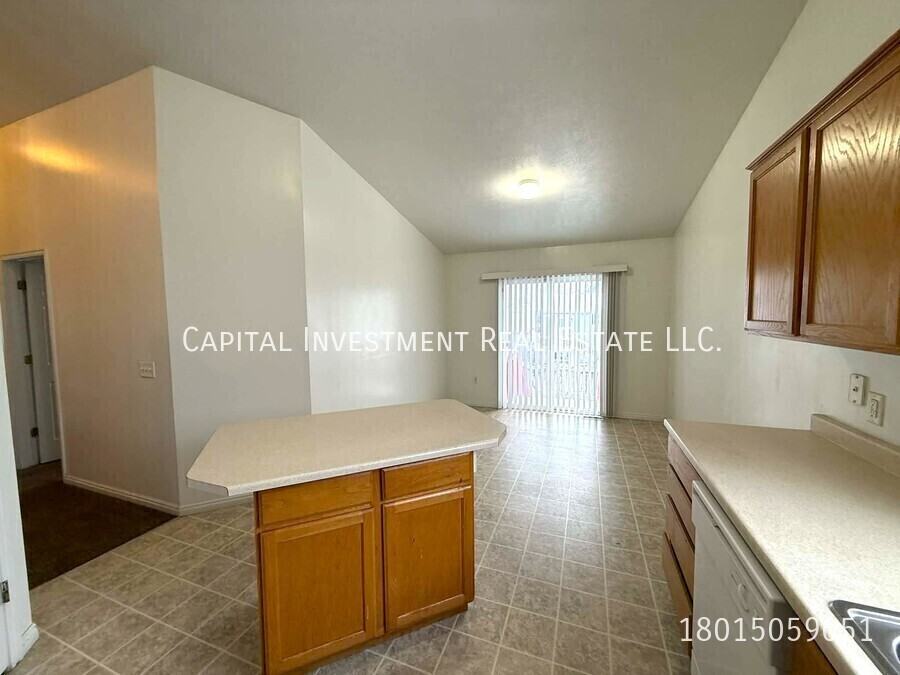 5480 W 4260 S - Photo 6 of 16