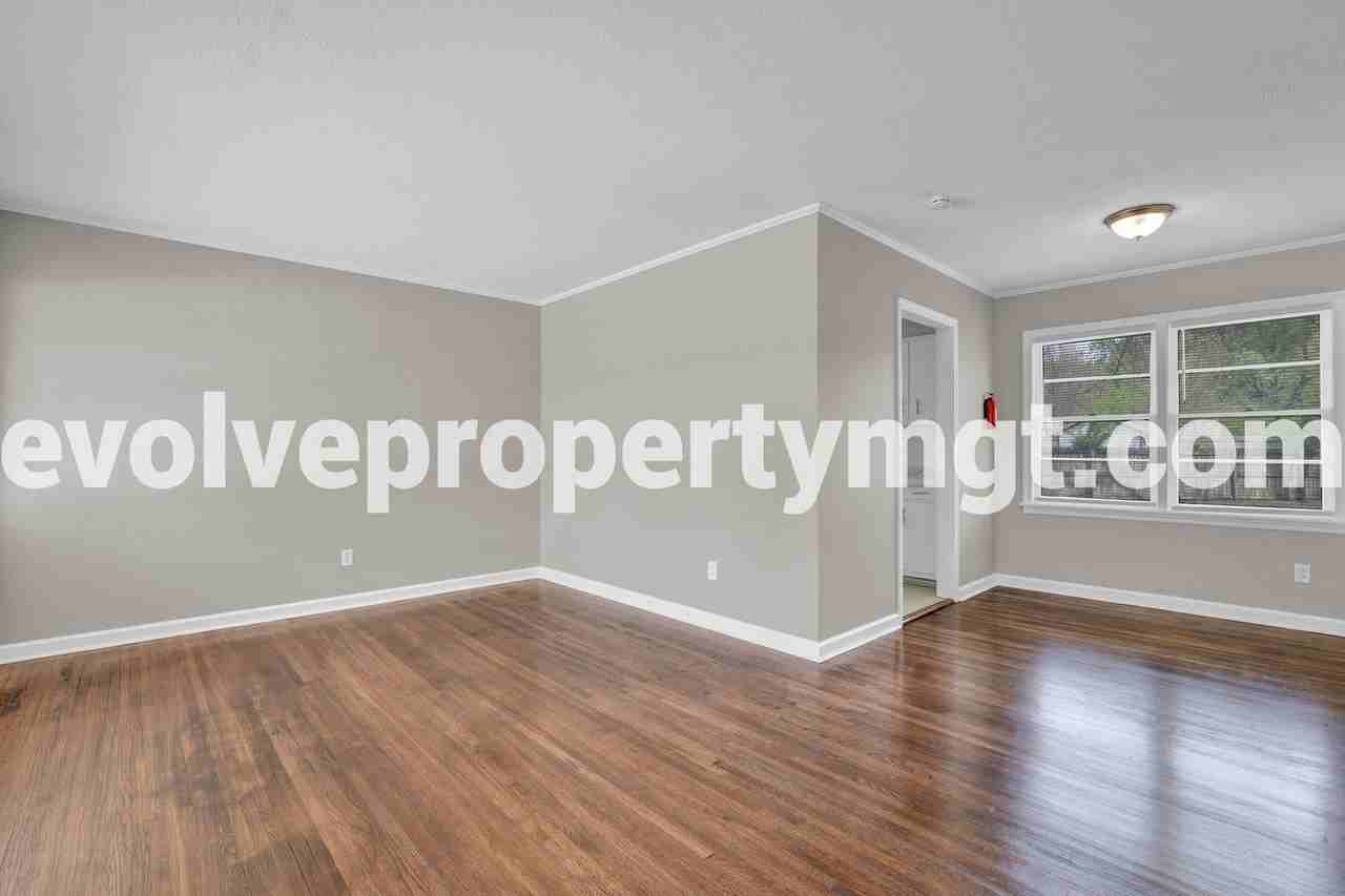 1012 Mount Moriah Rd - Photo 5 of 45