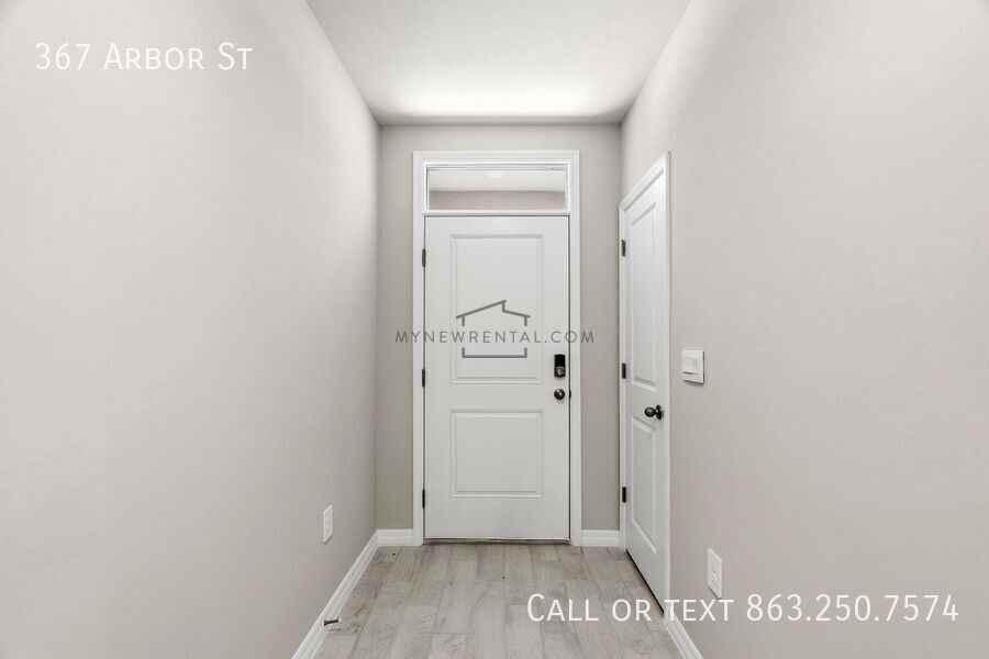 367 Arbor St - Photo 5 of 36