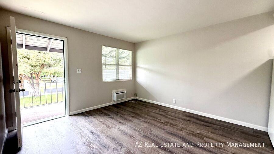 829 N 4th Ave #16 - Photo 5 of 19