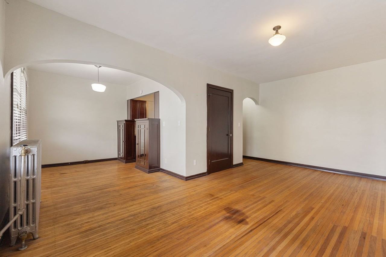 5230 E Washington St #19 - Photo 3 of 19