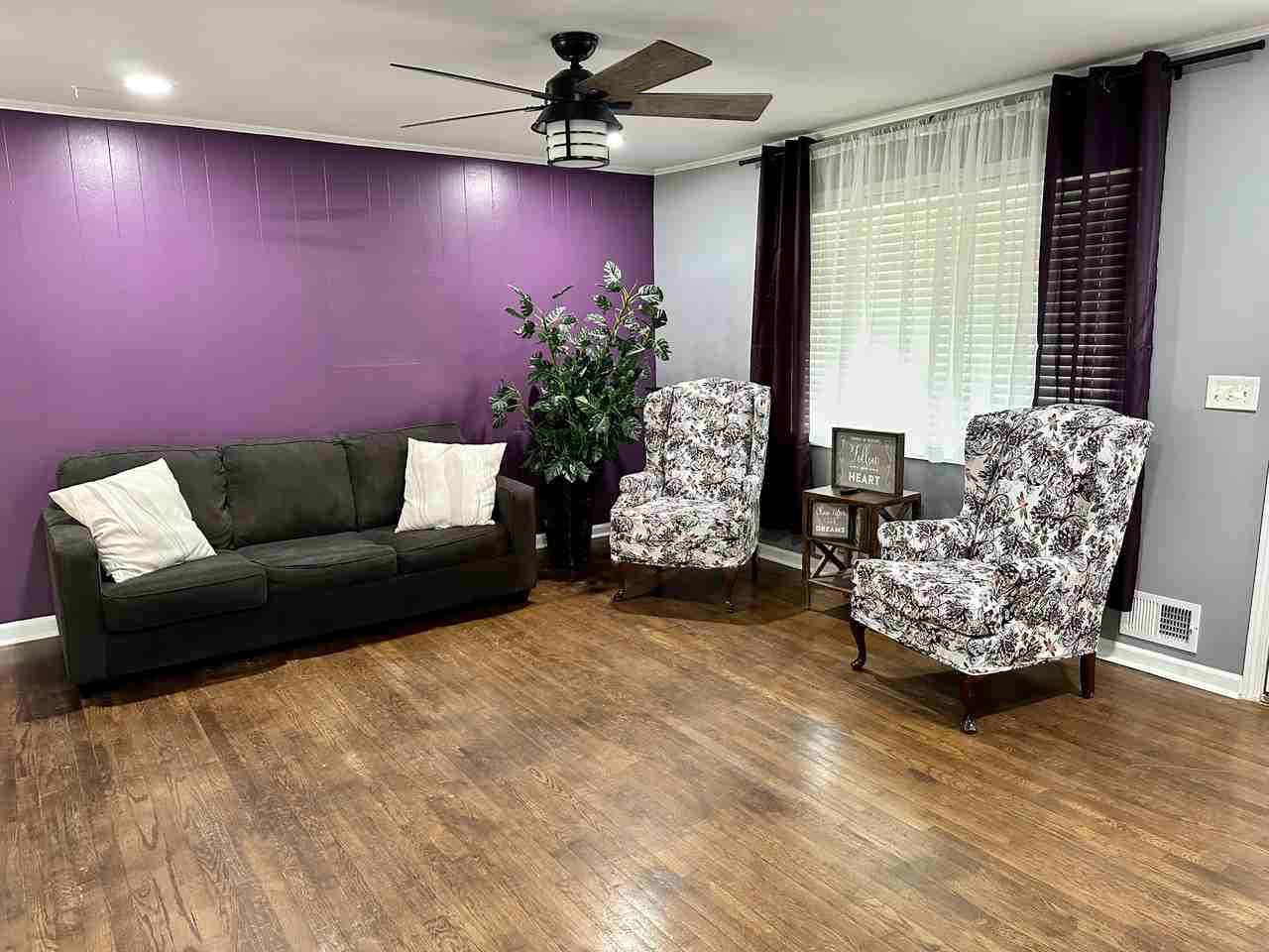 1954 Dobbins Dr Nw #D - Photo 3 of 5