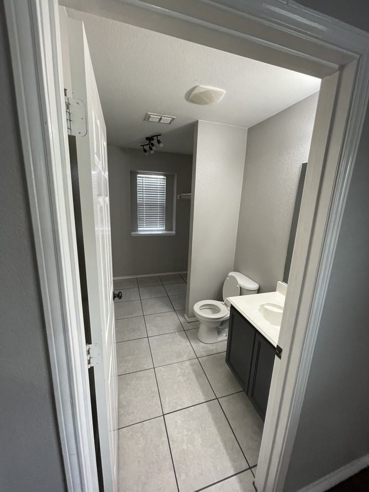 7245 Irish Valley Trl #7245 - Photo 5 of 22