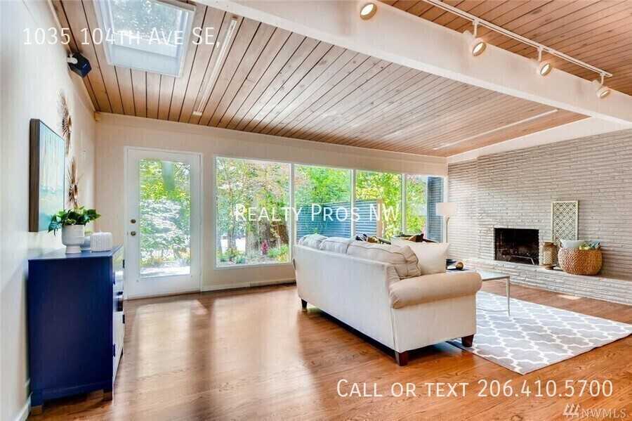 1035 104th Ave Se - Photo 4 of 23