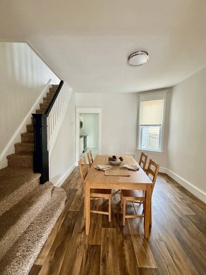 2060 E Lippincott St - Photo 2 of 16