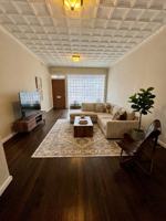 featured image of 925 E Westmoreland St