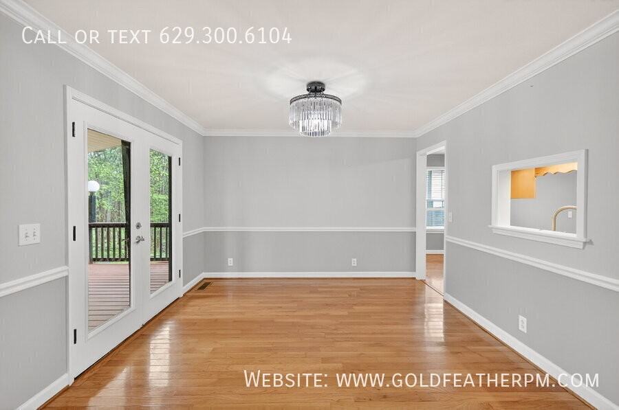 3940 Waterford Way - Photo 6 of 36