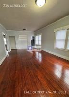 featured image of 214 Altgeld St