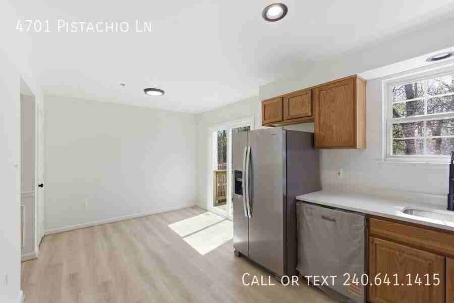 4701 Pistachio Ln - Photo 3 of 23