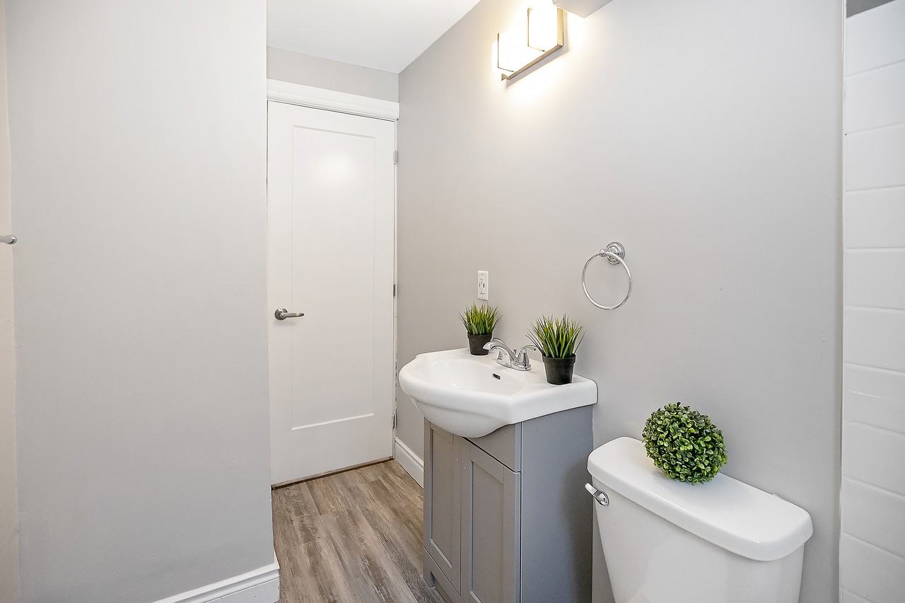 385 Melvin Ave #101 - Photo 5 of 6