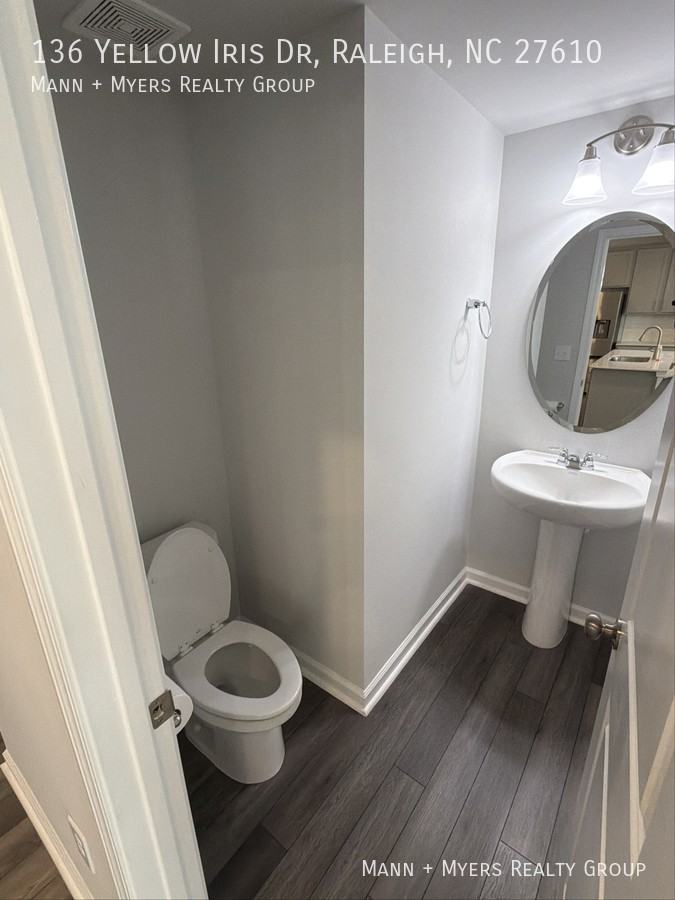 136 Yellow Iris Dr - Photo 6 of 26