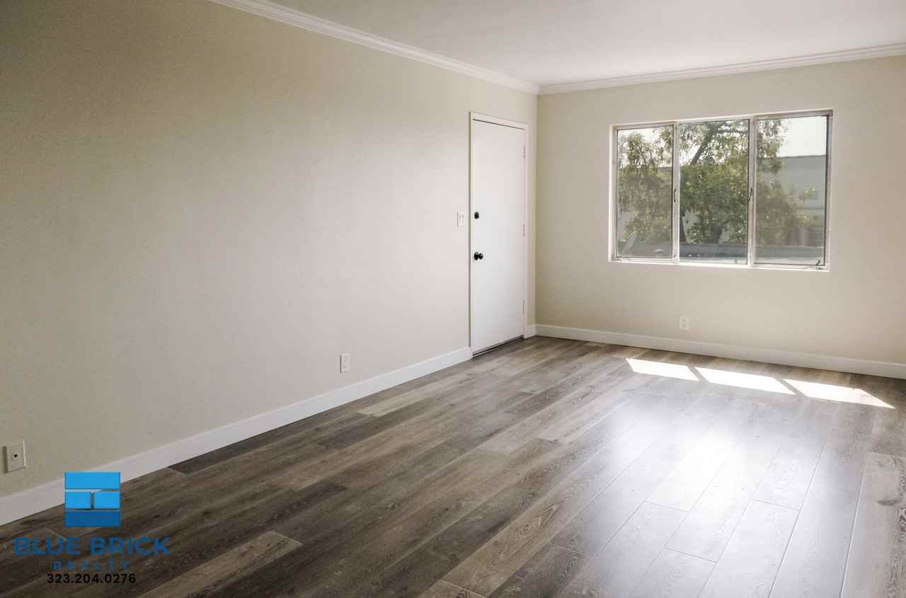 1818 Lucretia Ave #C - Photo 2 of 19