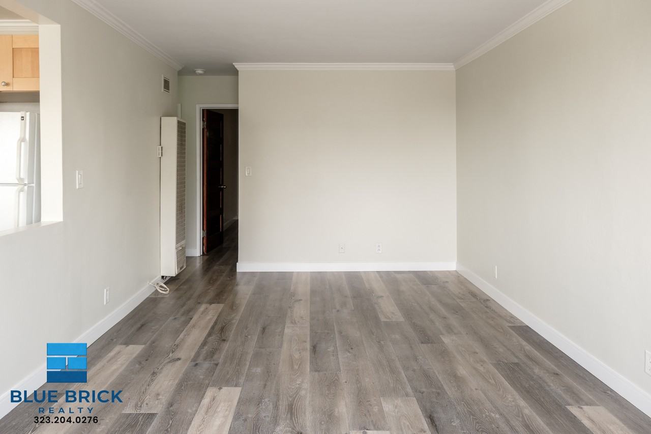 1818 Lucretia Ave #C - Photo 7 of 19