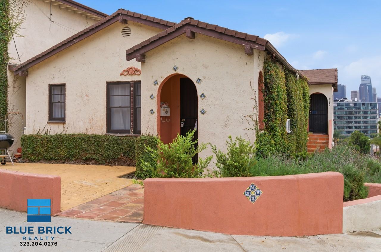 1114 Figueroa Ter - Photo 3 of 18