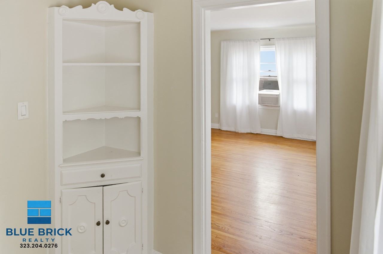 1114 Figueroa Ter - Photo 5 of 18