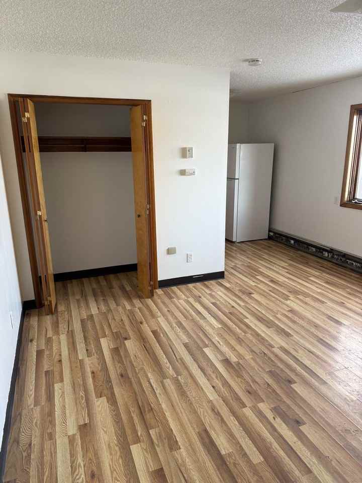 401 Slater St #2 - Photo 2 of 11