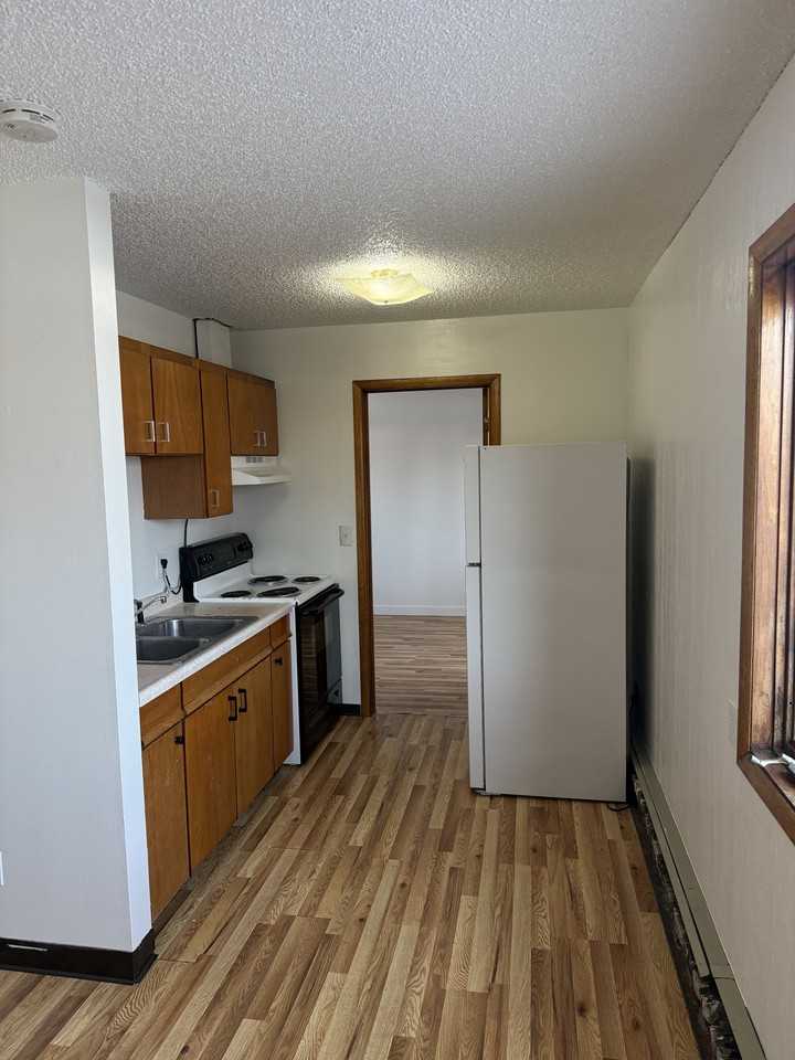 401 Slater St #2 - Photo 6 of 11