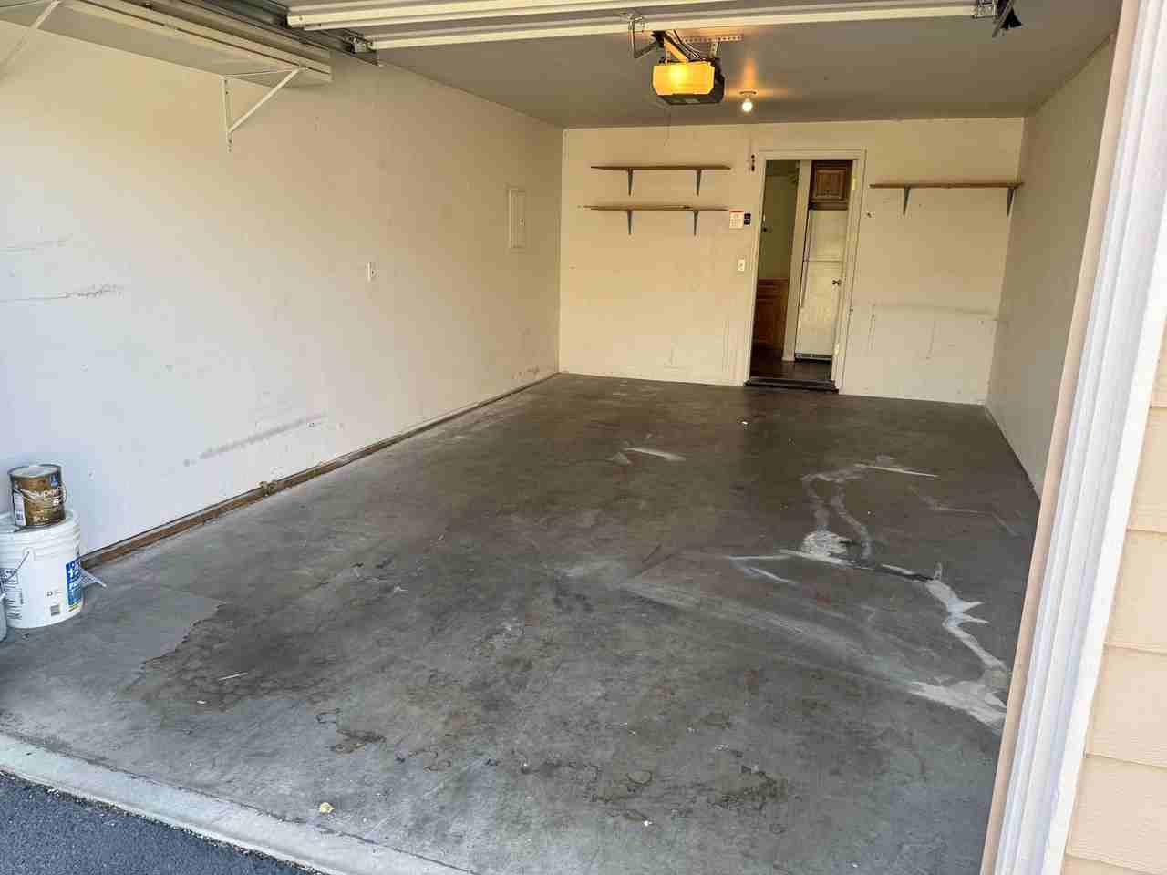 1919 Nw Cedar Ave - Photo 7 of 13