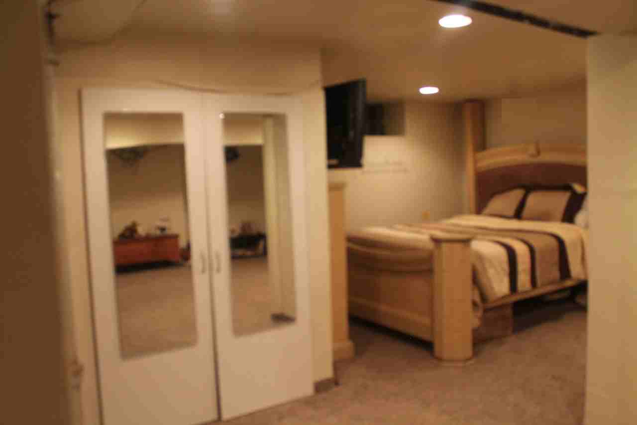 2216 Georges Ln - Photo 2 of 22