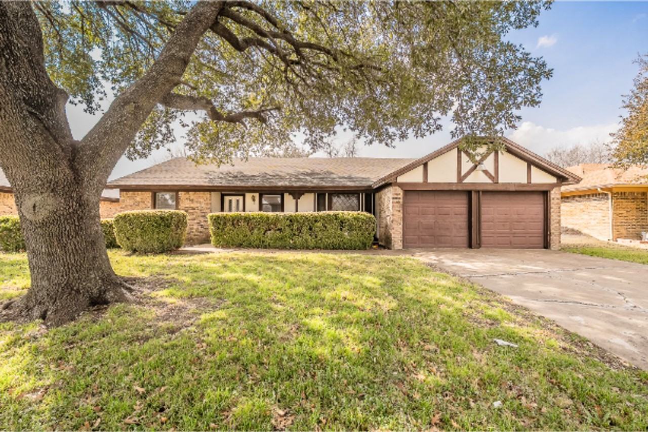6753 Spoonwood Ln - Photo 2 of 36