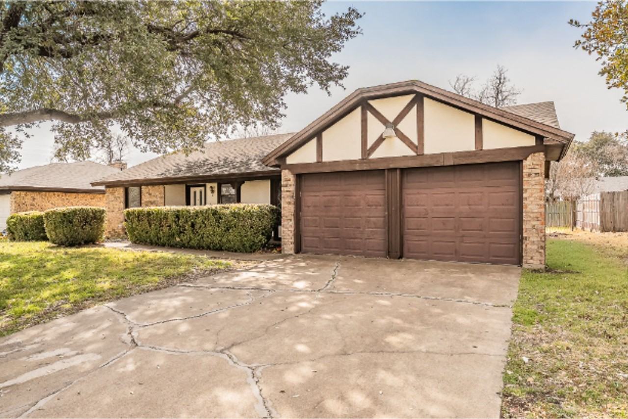 6753 Spoonwood Ln - Photo 3 of 36
