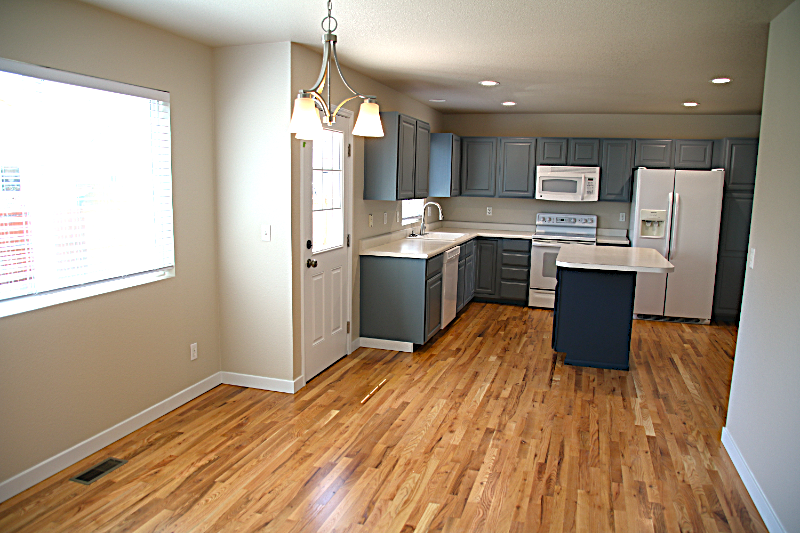 2651 Sunstone Dr - Photo 3 of 24