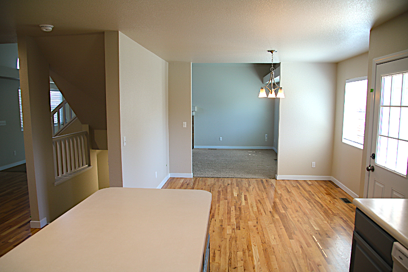 2651 Sunstone Dr - Photo 4 of 24