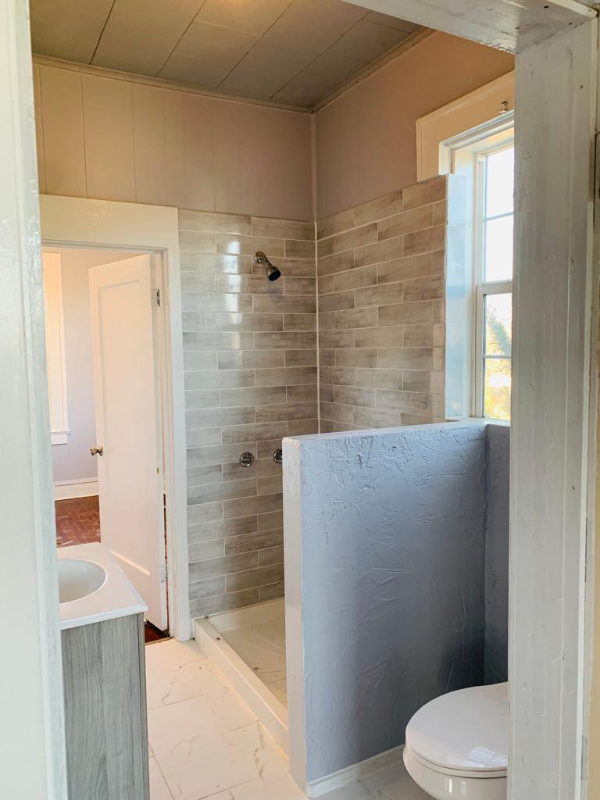 2601 Fort Ave #4 - Photo 2 of 9