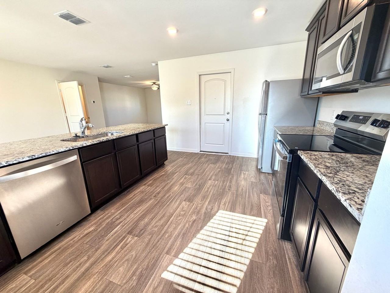 7318 Sharma Vly - Photo 6 of 18