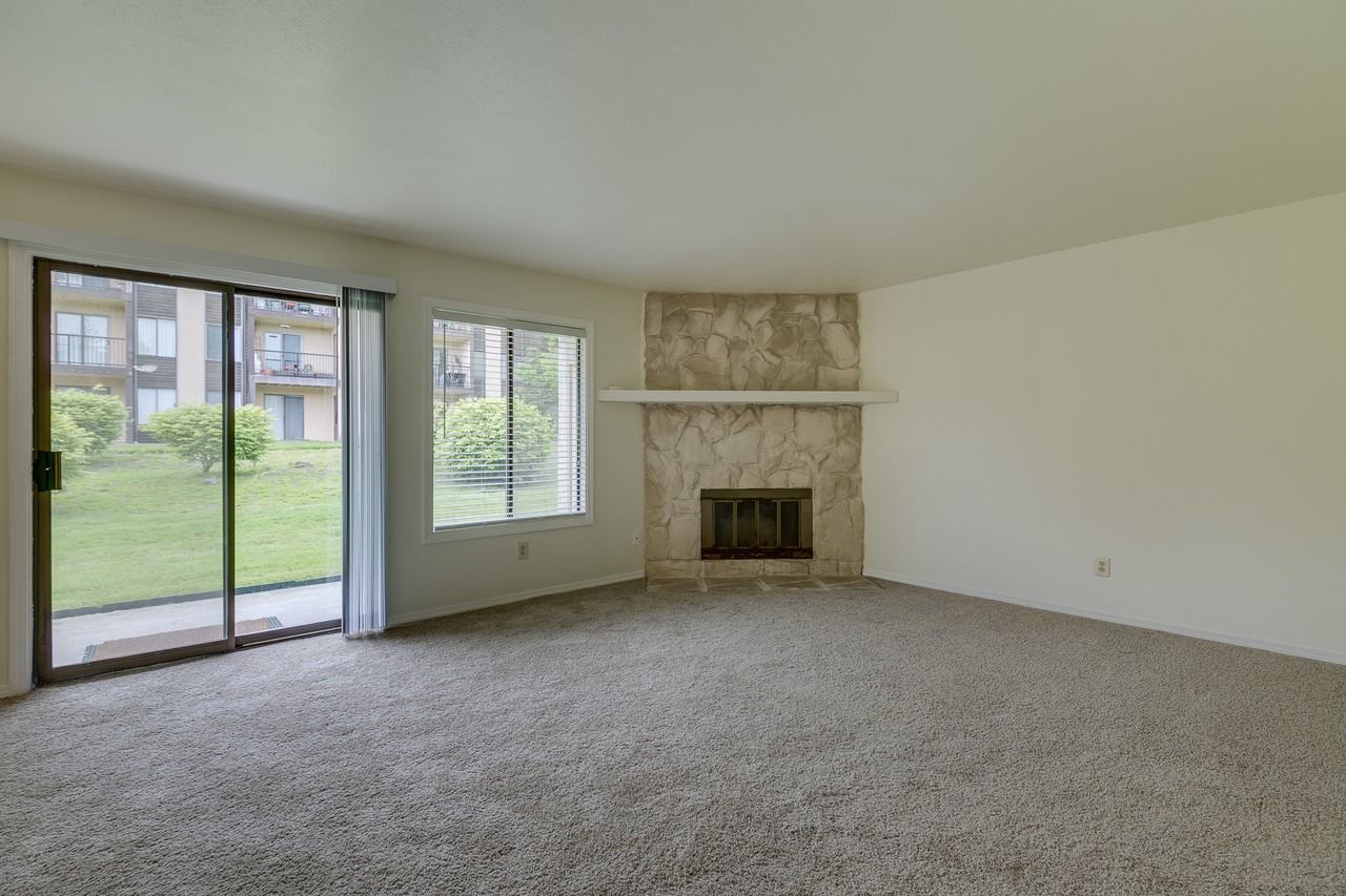 12424 Ne 145th St #C25 - Photo 3 of 18