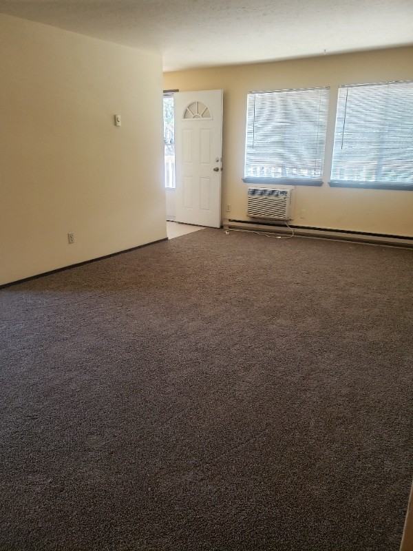 776 Washington St N #4 - Photo 2 of 5