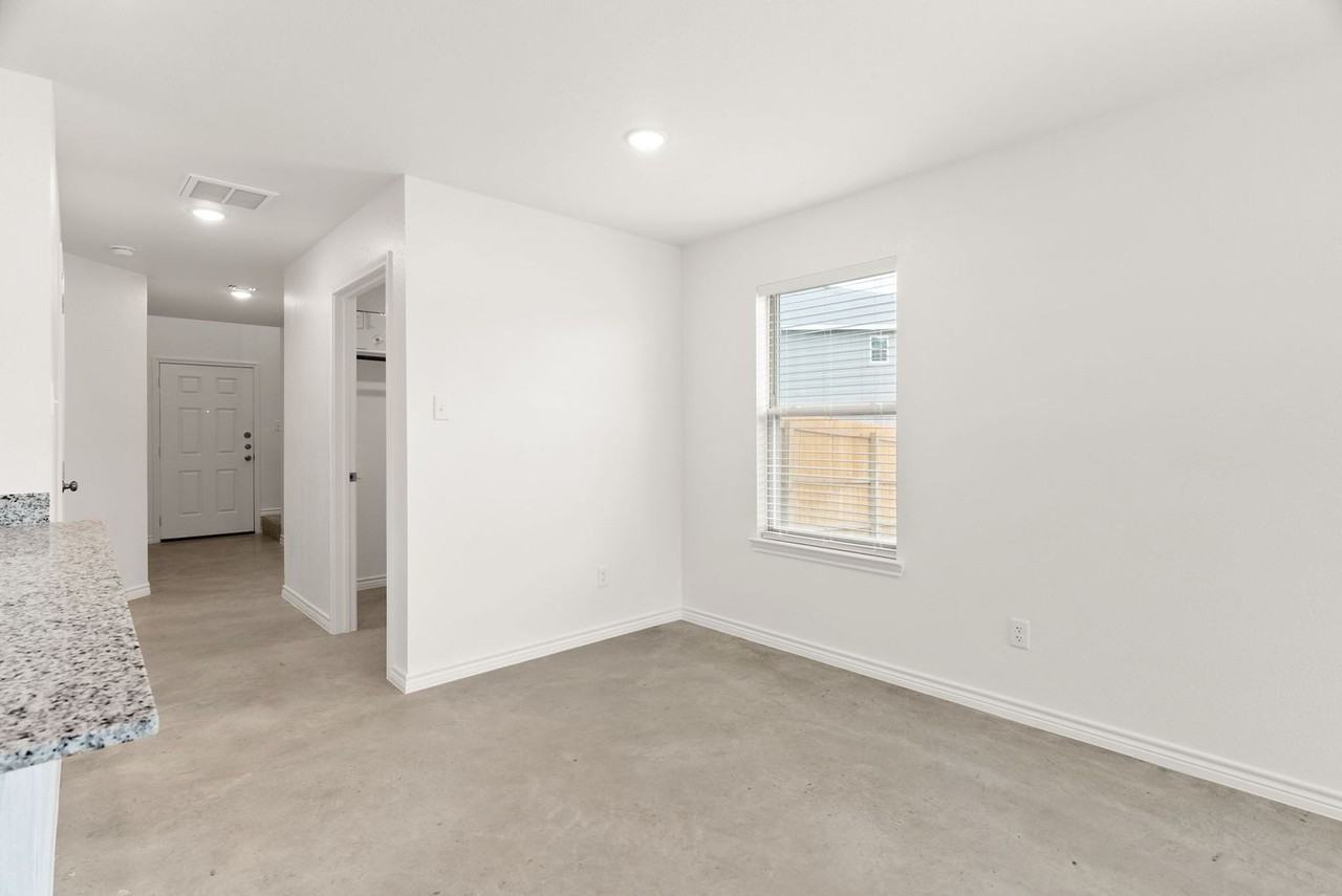 304 Agua Chiquita Ct - Photo 7 of 21