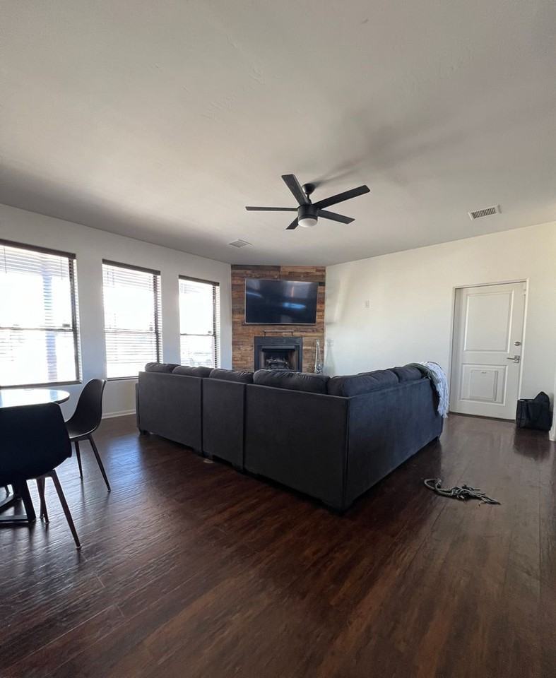 4321 N Lone Cactus Dr - Photo 4 of 31