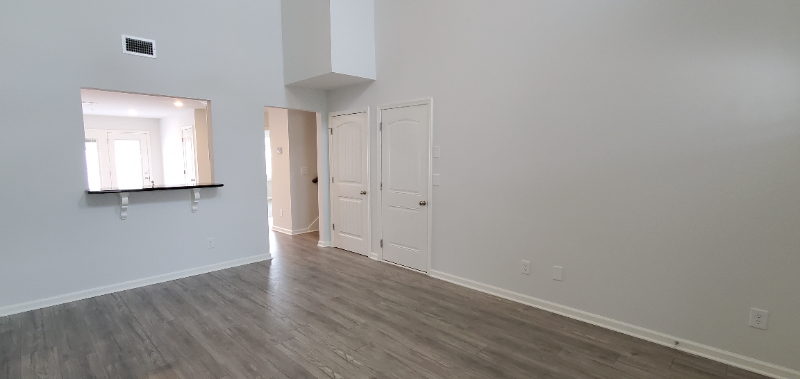 211 Ruth Way - Photo 3 of 45